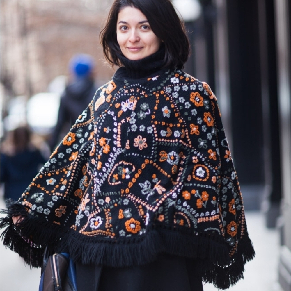 Esisto Floral Knit Hooded Poncho One Size Multicolor